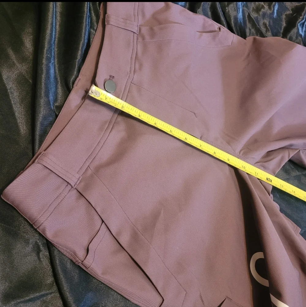 New Lululemon Carpenter pants,Team Canada,Limited Edition - Picture 7 of 16